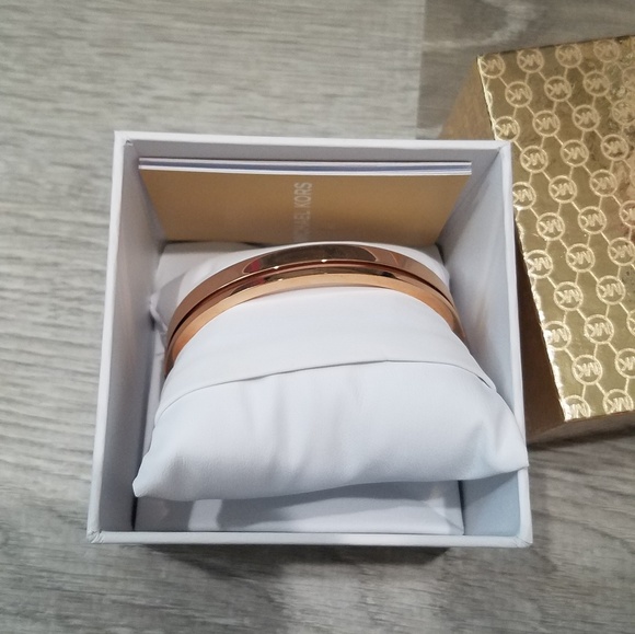 Michael kors rose gold tone Bangle bracelet - Picture 5 of 7